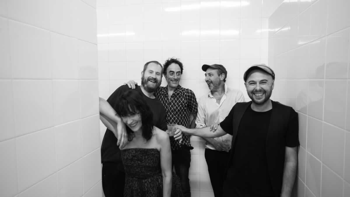 El Columpio Asesino: Gira Amarga Baja @ CC Intxaurrondo (San Sebastián) | Donostia | Euskadi | España